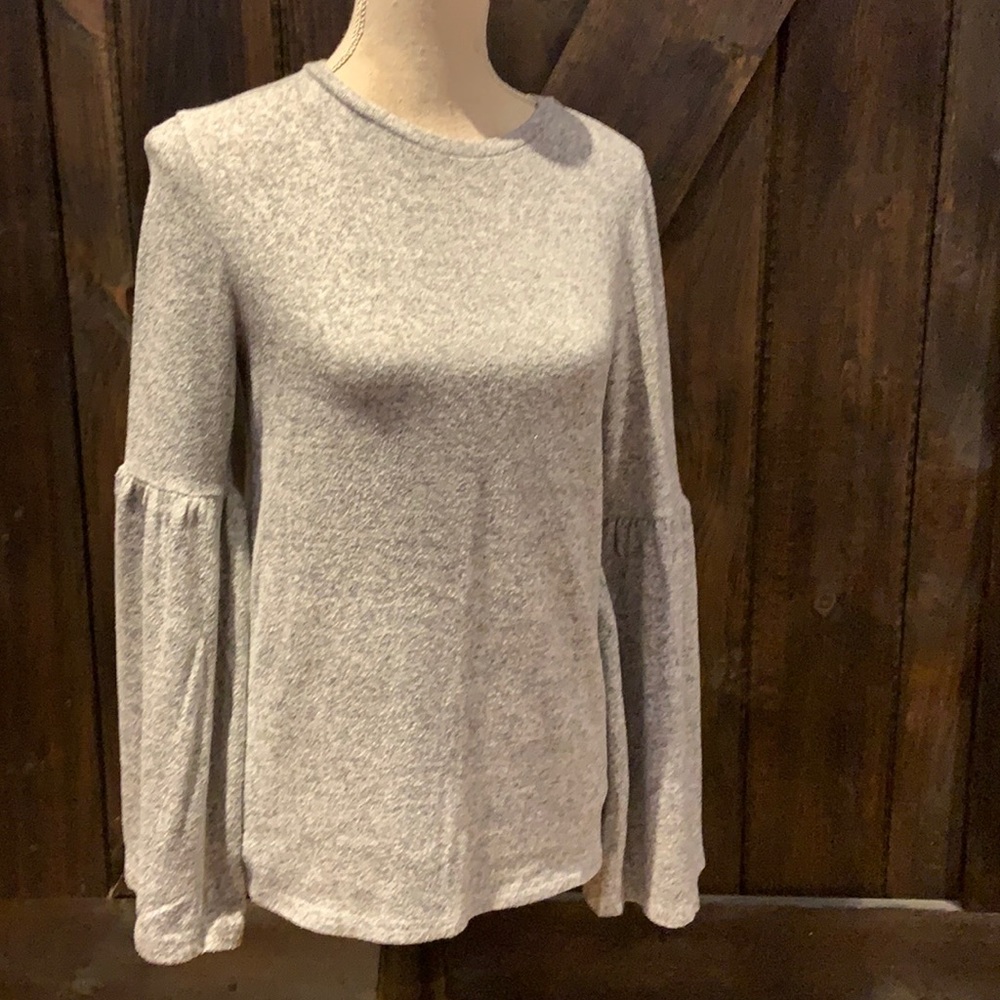 Zara Trafaluc long sleeve wide arm top